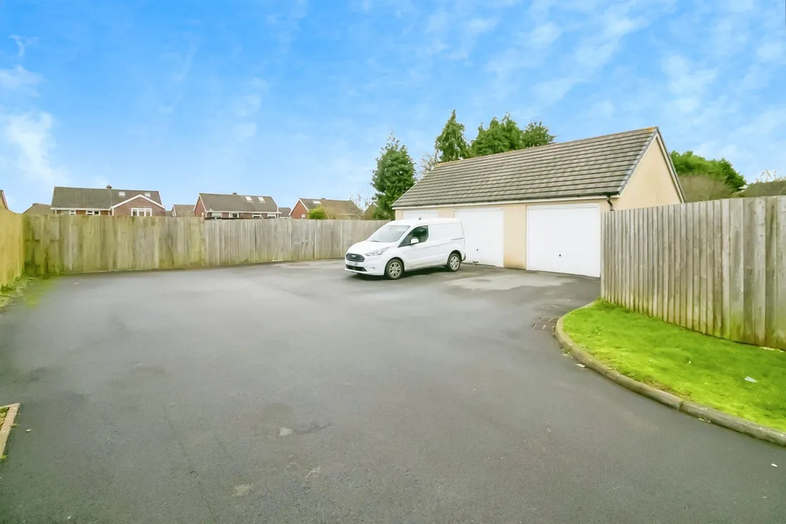 Property photo 9