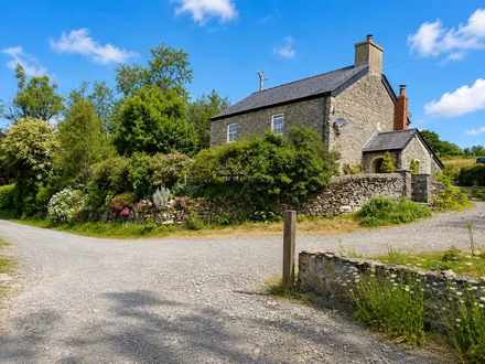 Pumpsaint, Llanwrda, SA19
