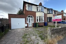 Green Road, DUDLEY