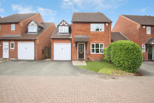 Weilerswist Drive, LEAMINGTON SPA, Wa...
