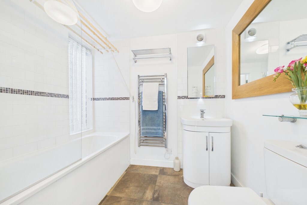 Westleton, Saxmundham Image 16