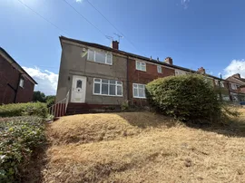 Carisbrooke Road, WEDNESBURY photo