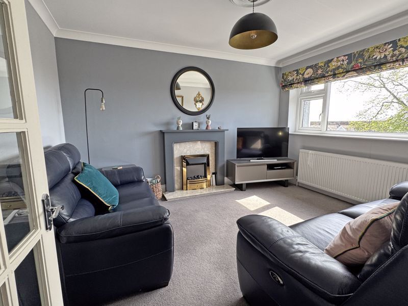 Manor Road, Sidmouth Image 6