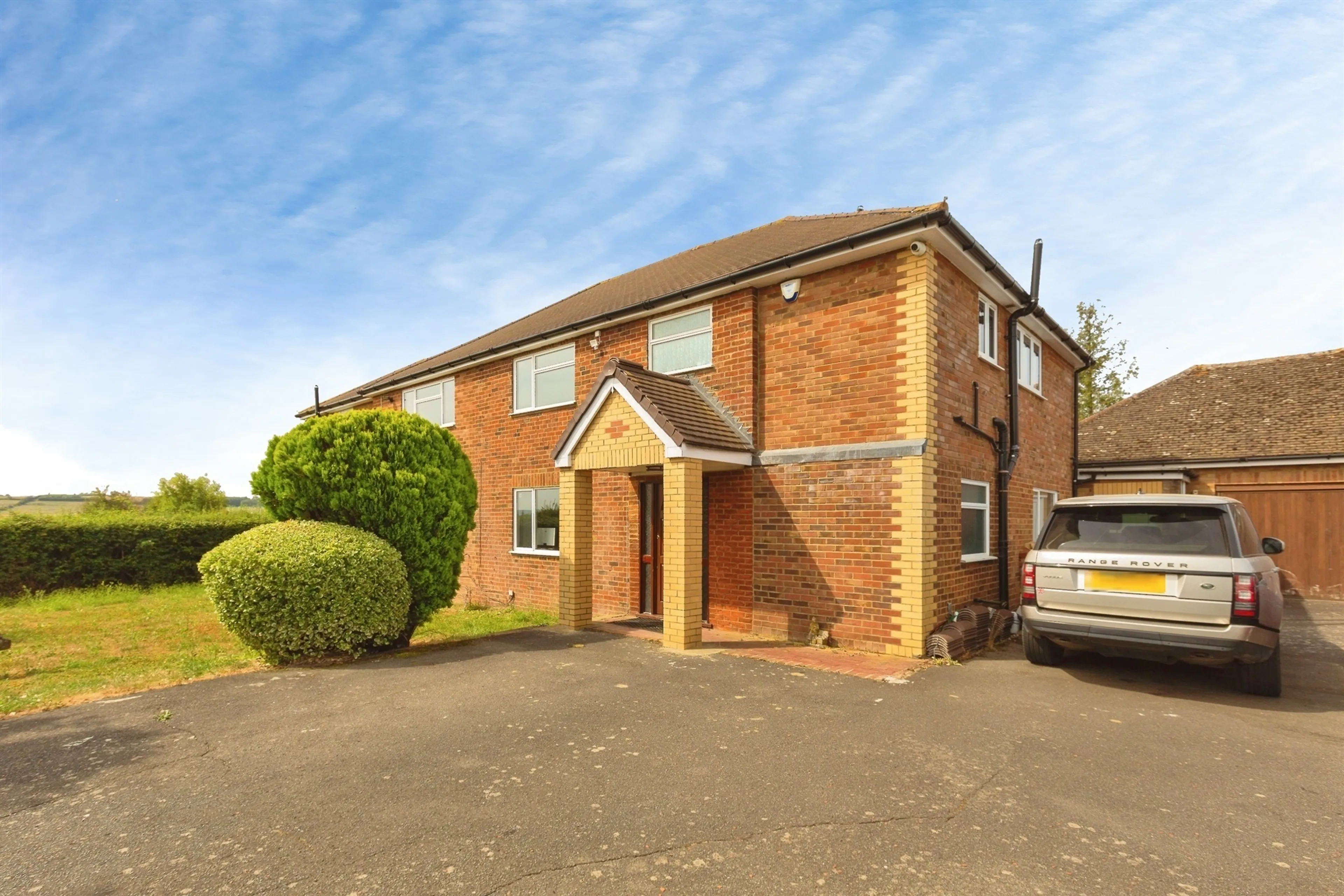 Property photo 0