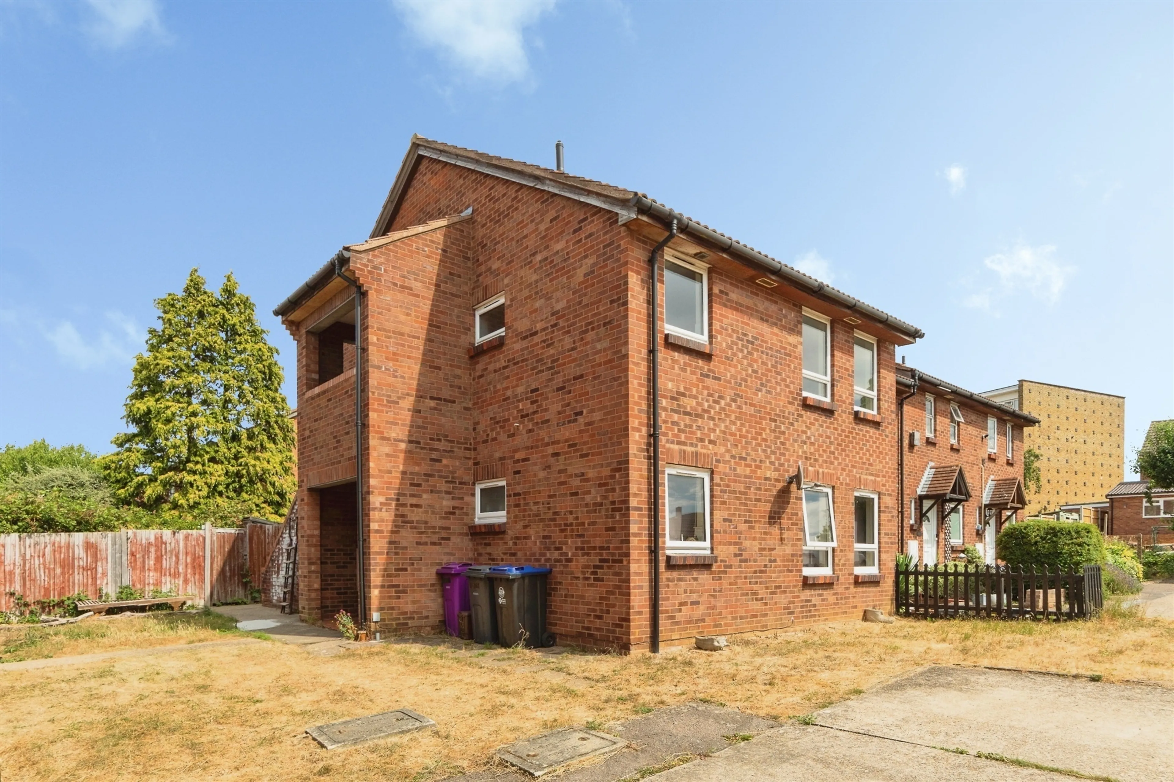 Property photo 0