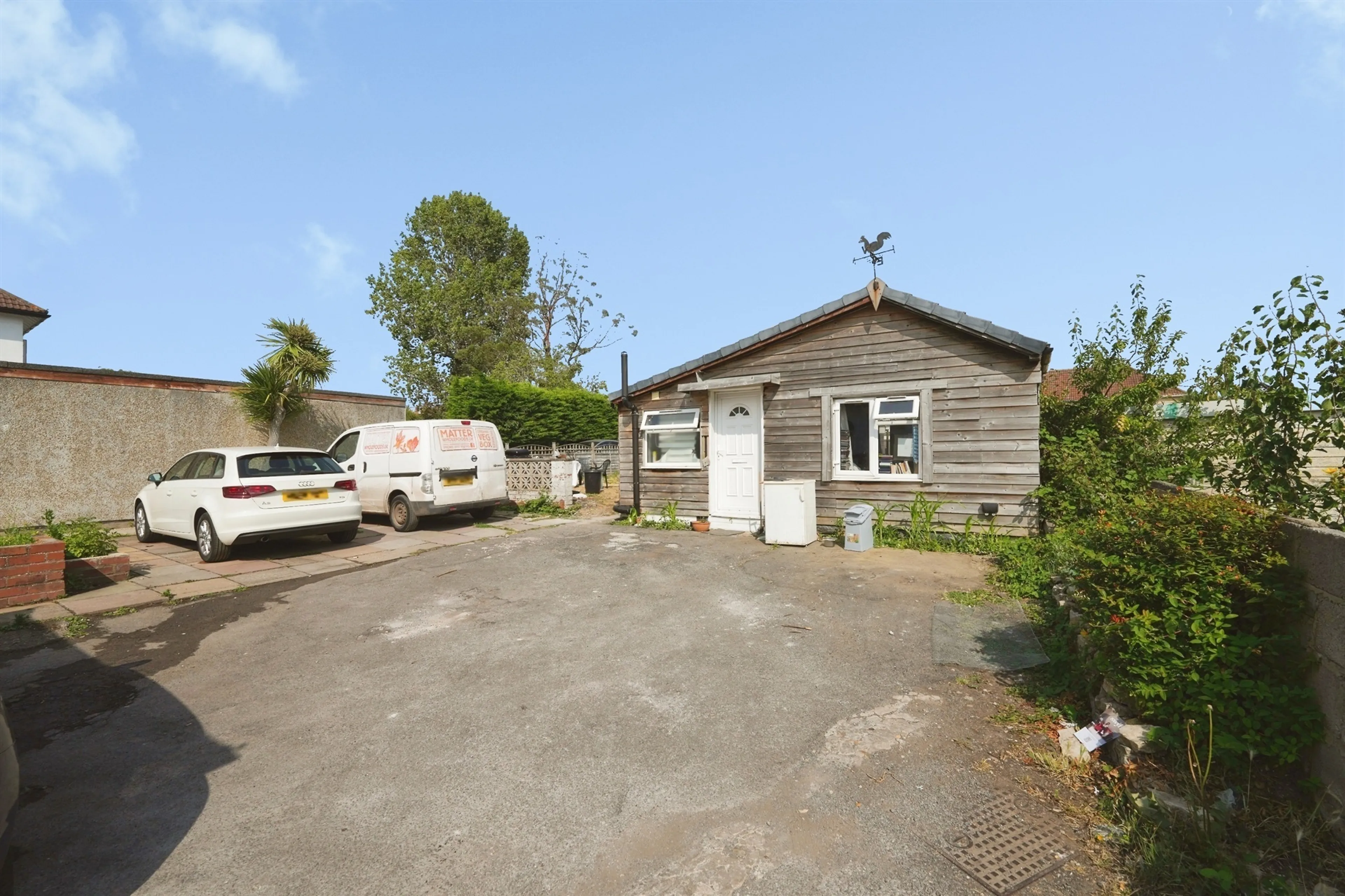 Property photo 0