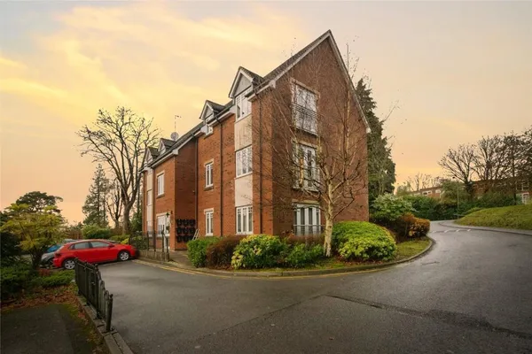 Birches House, Birchfield Road