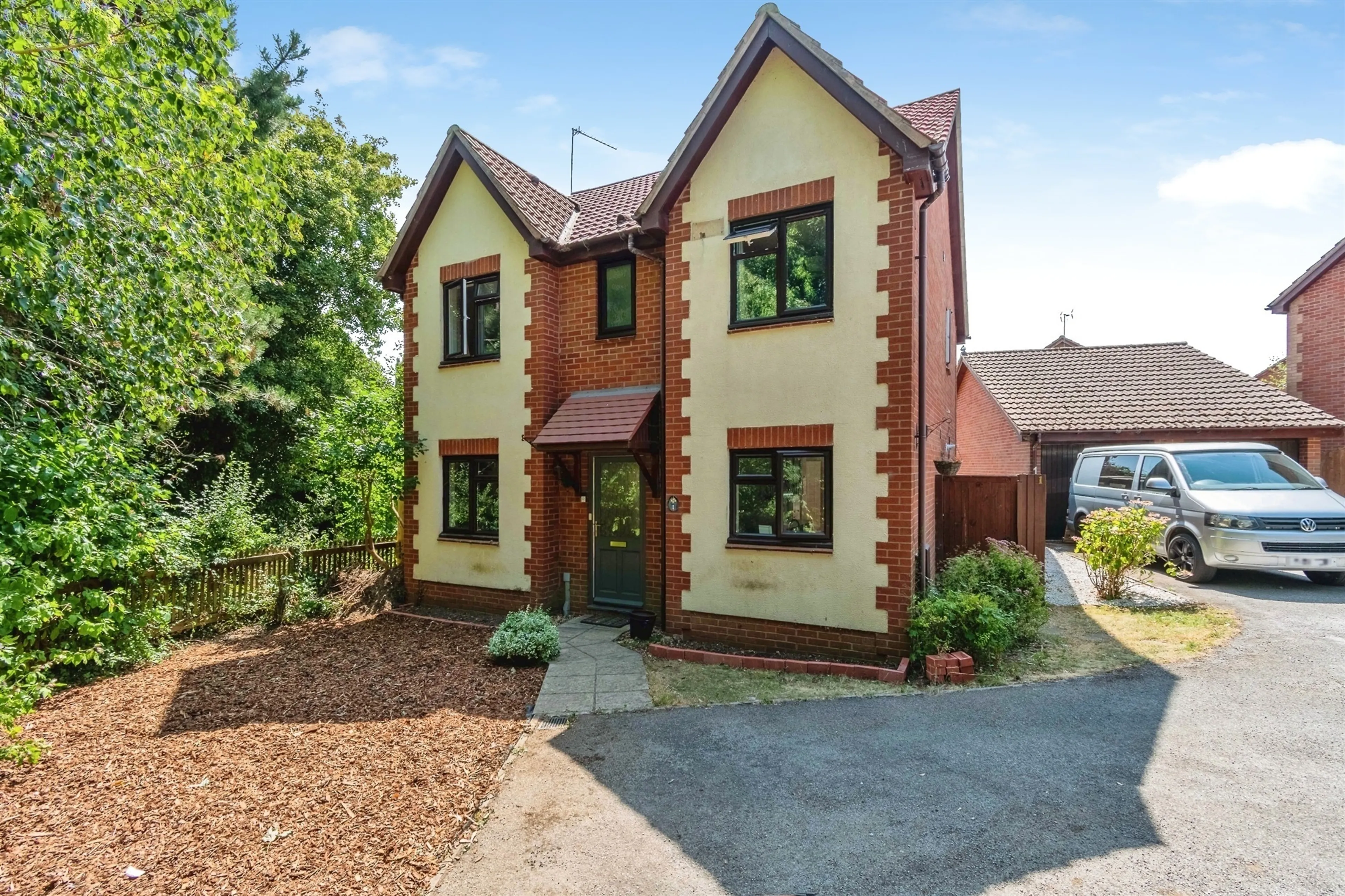 Property photo 0