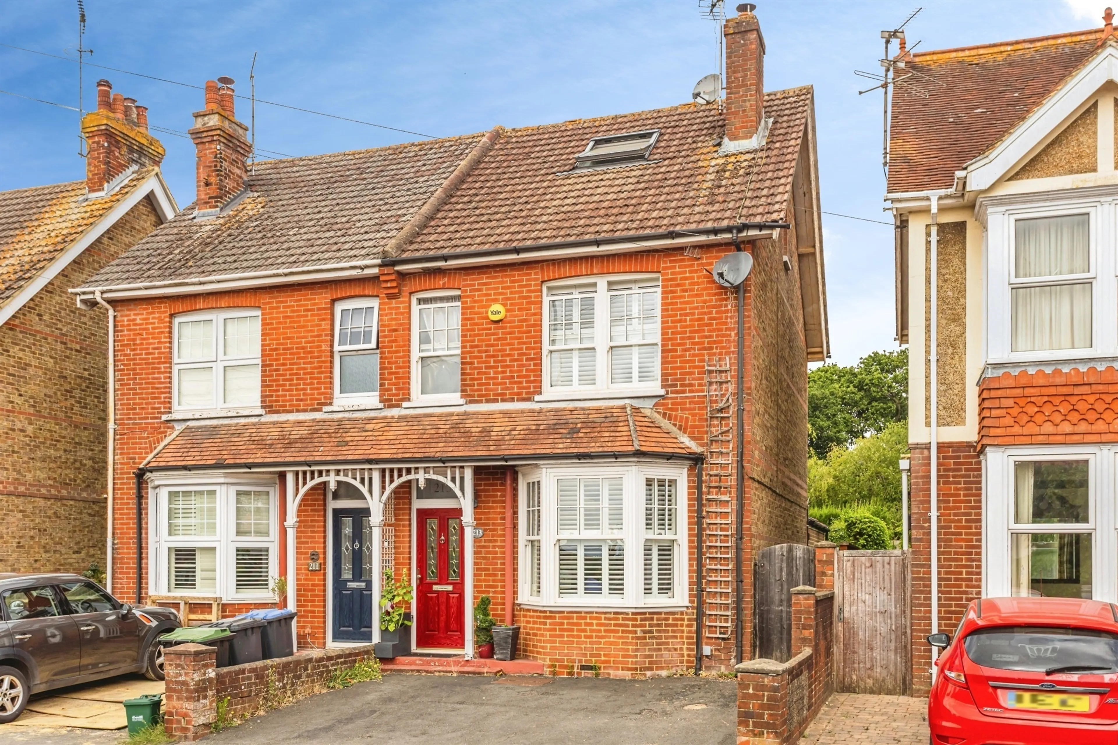Property photo 0