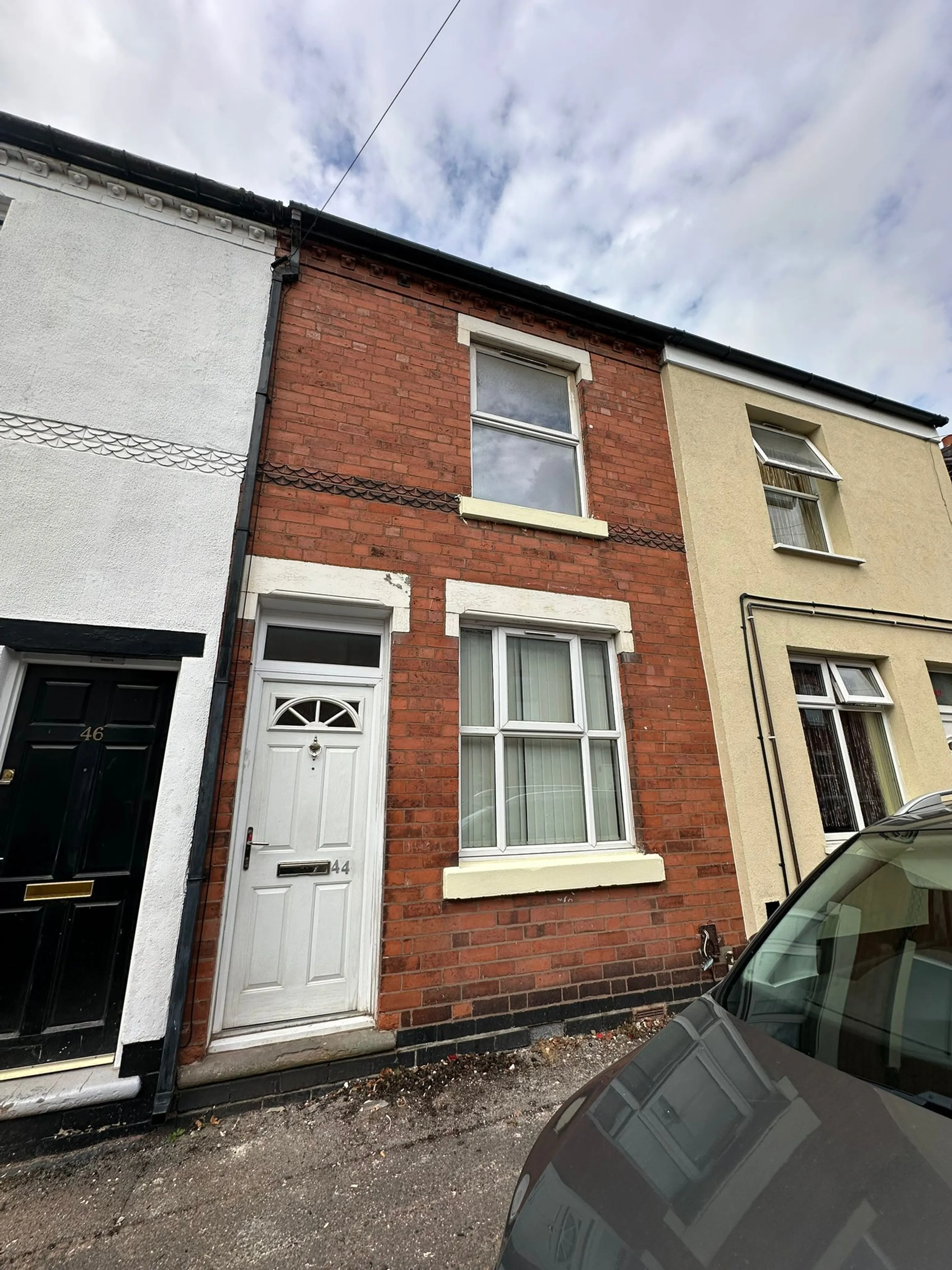 Property photo 0