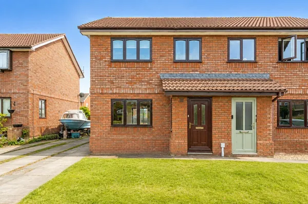 Y Maes, Denbigh, Denbighshire, LL16