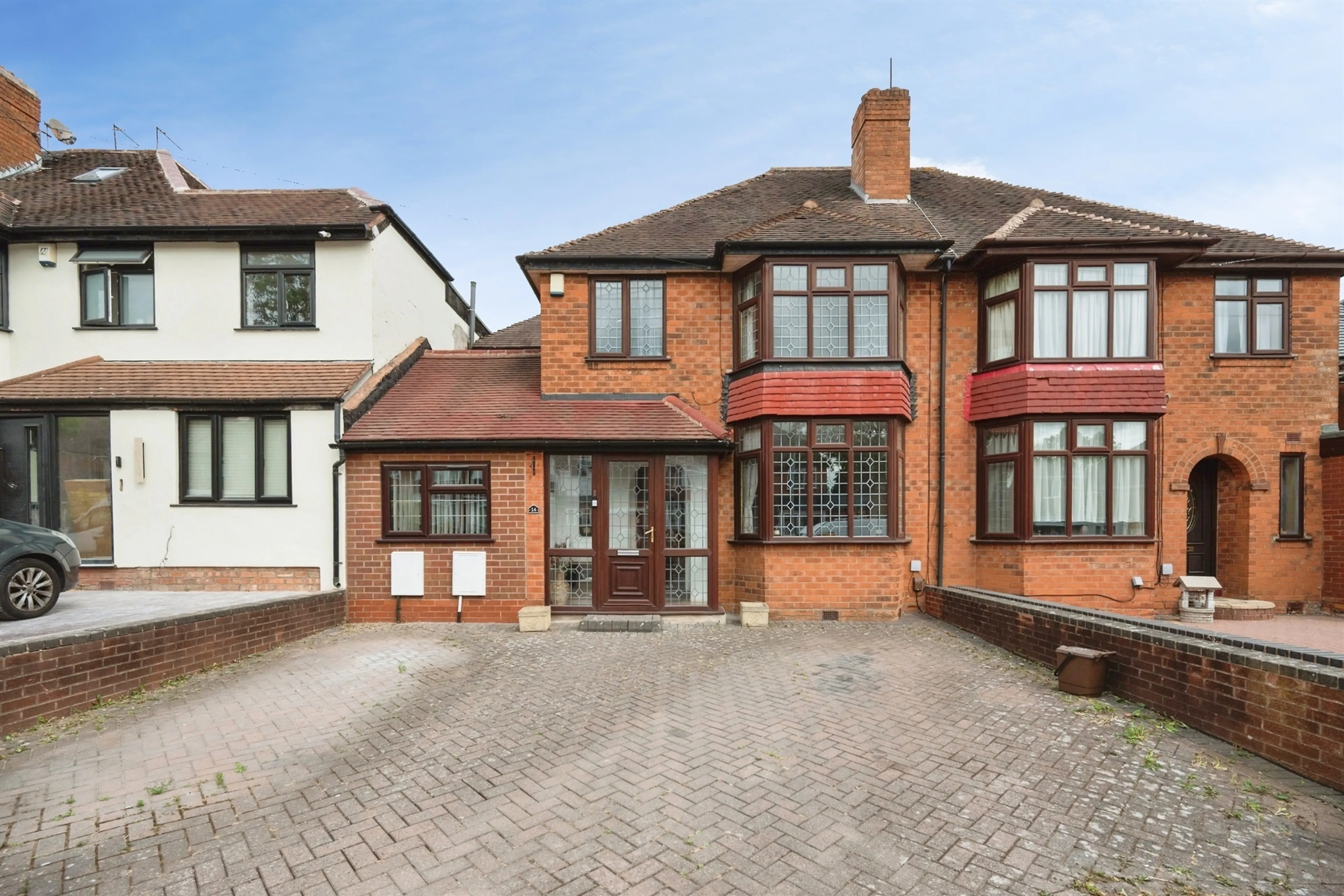 Property photo 0