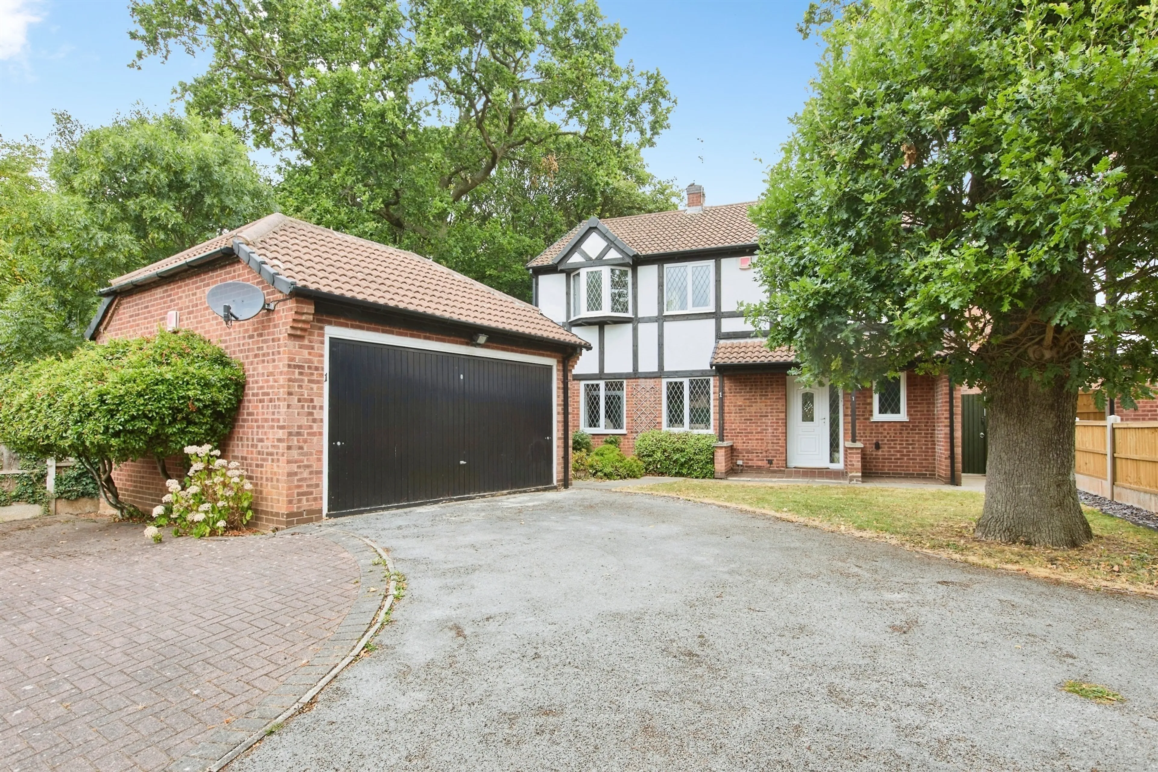 Property photo 0
