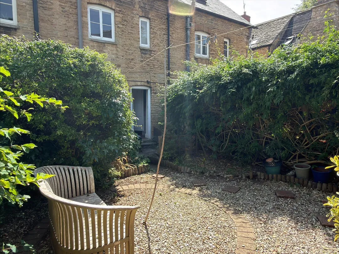 https://mr0.homeflow-assets.co.uk/files/photo/image/48019/4460/_x_/fVLg9ppyLU-cdQOmGOKQQw.jpg