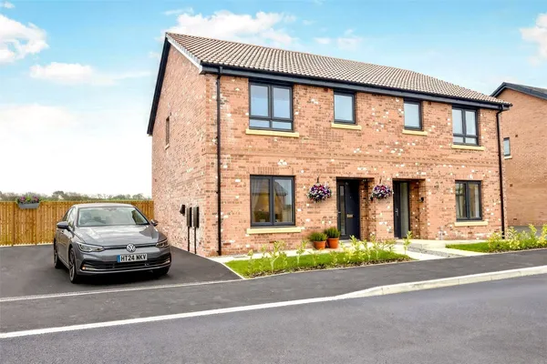 Heather Road, Ripon, North Yorkshire,...