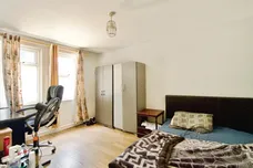 Fanshawe Avenue, Barking