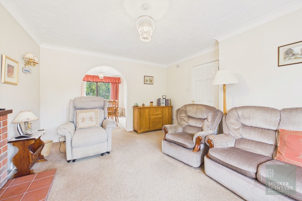 Filbert Road, Loddon Image 3