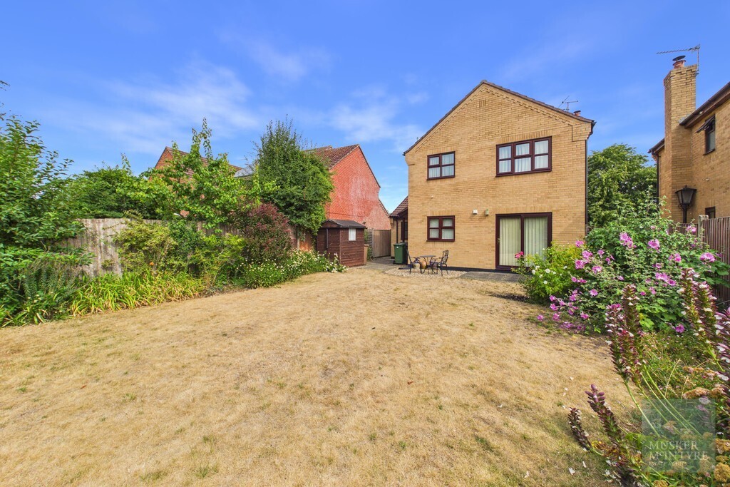 Filbert Road, Loddon Image 15
