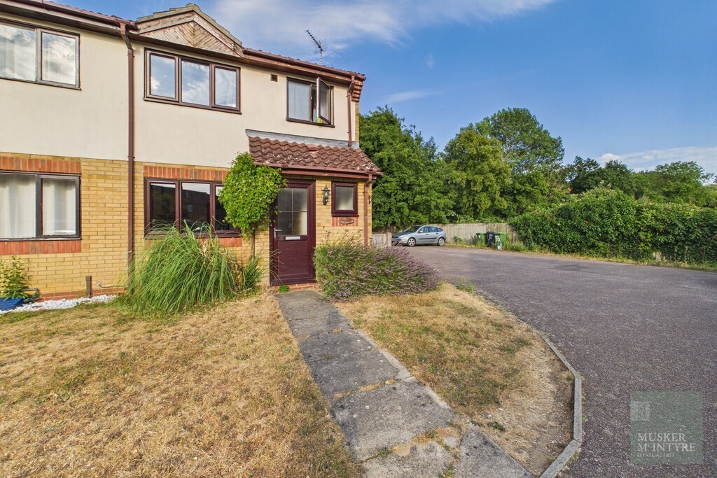Reeves Close, Bungay Image 1