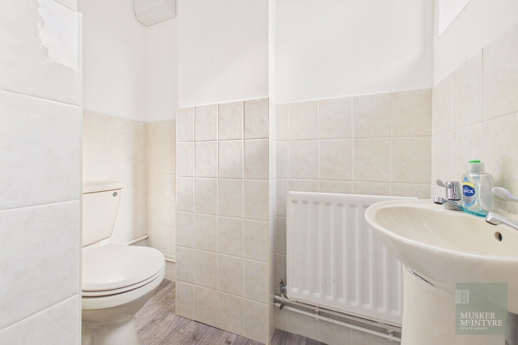 Reeves Close, Bungay Image 7
