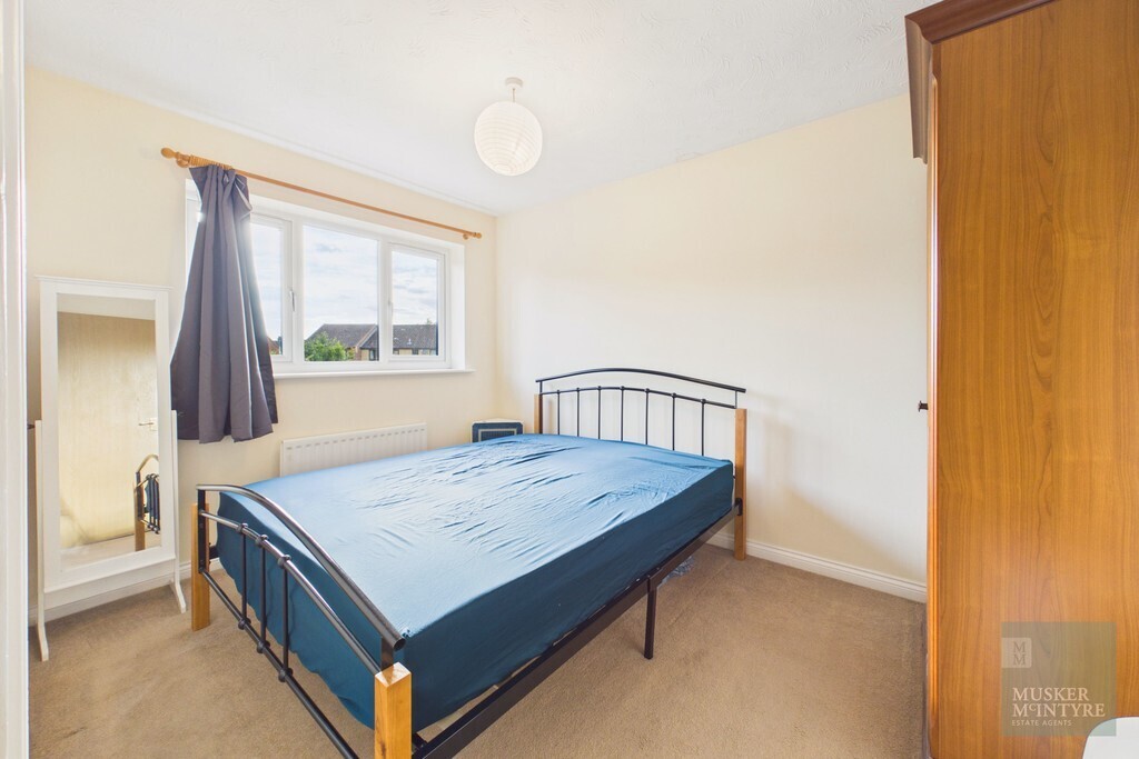 Reeves Close, Bungay Image 9