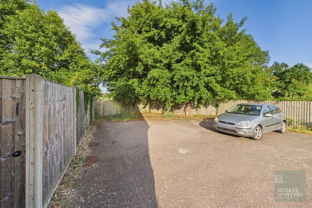 Reeves Close, Bungay Image 15