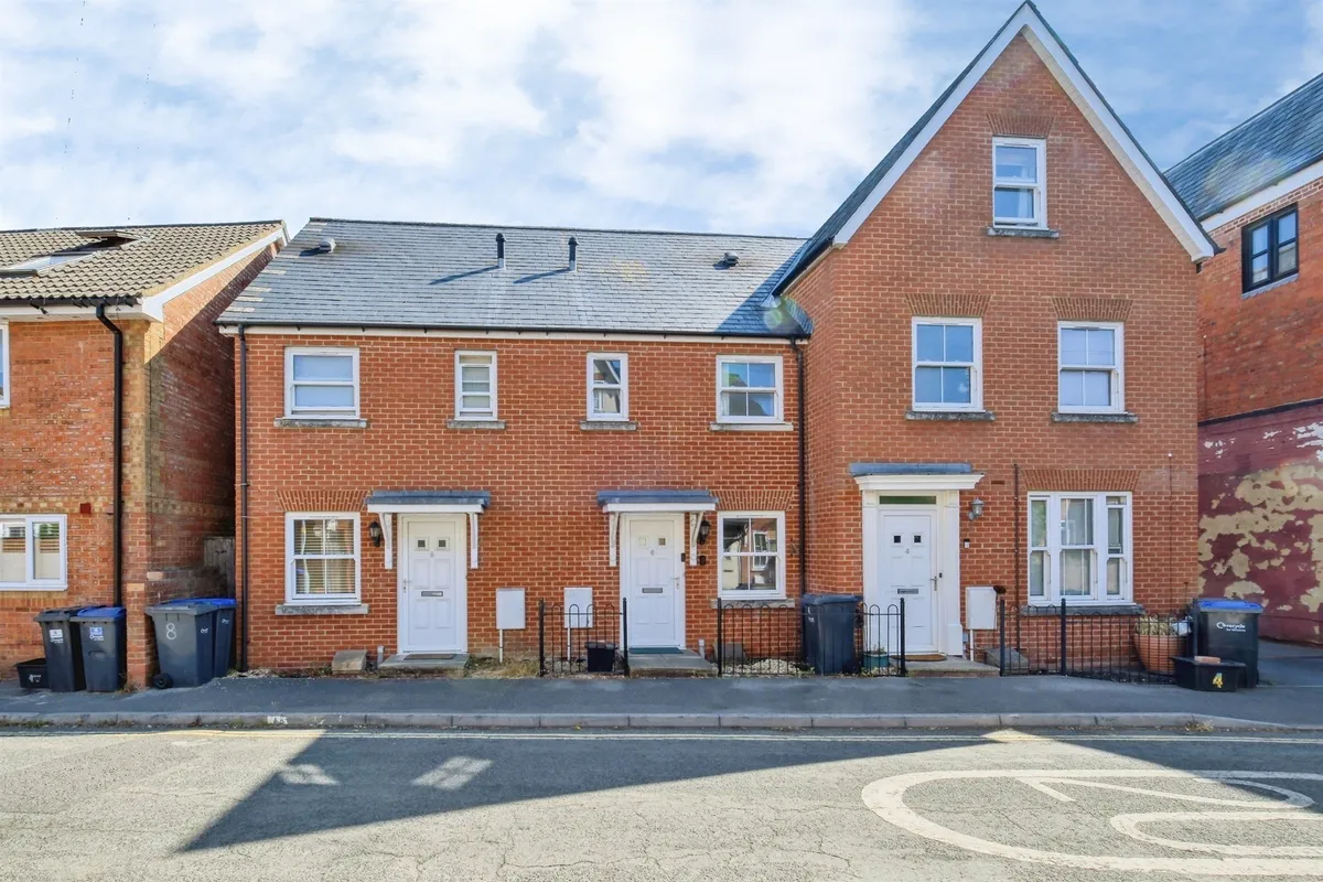 Coldharbour Lane, Salisbury