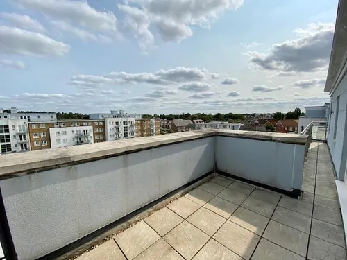 Heron Way, MAIDENHEADphoto