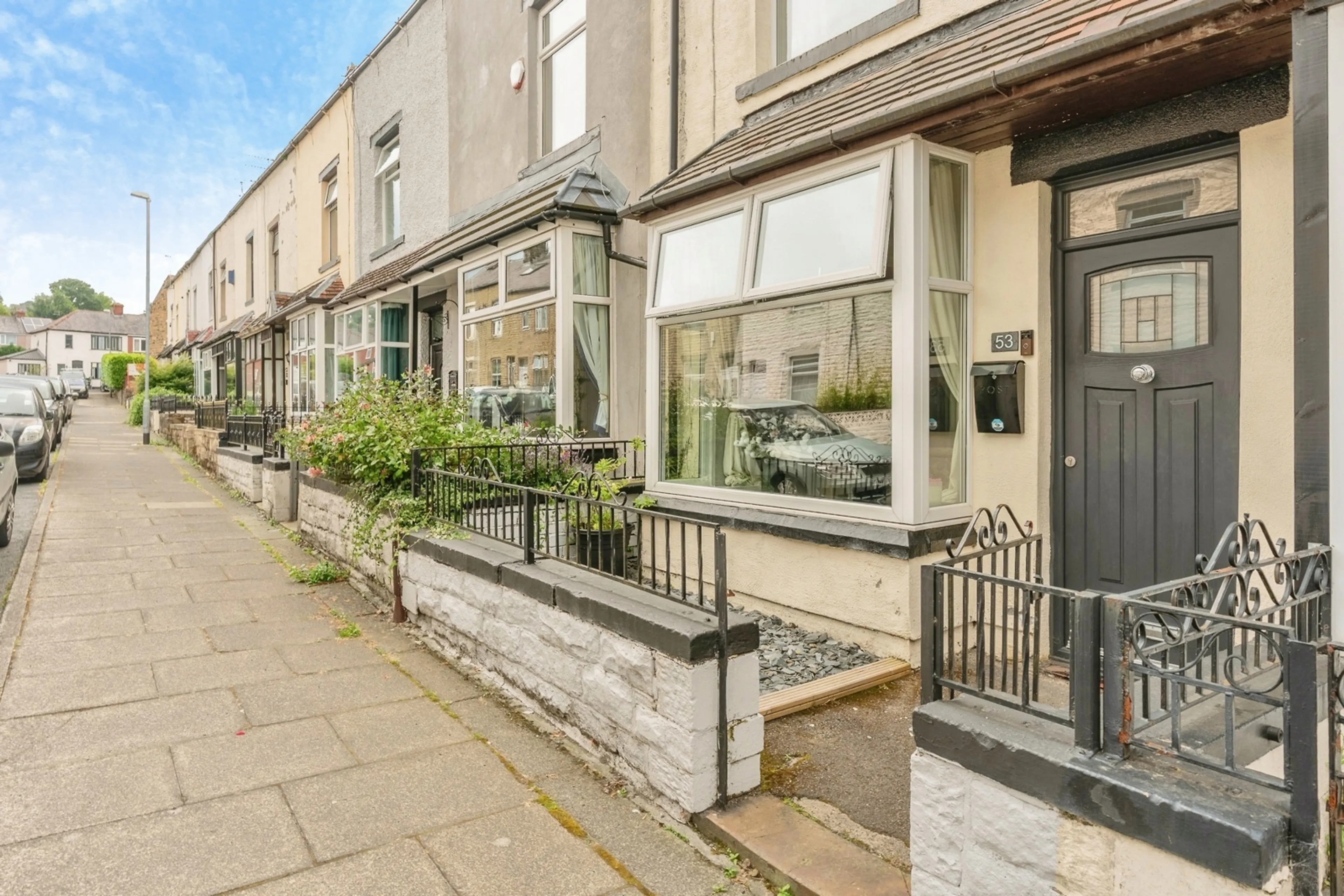 Property photo 0