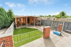 Illingworth Avenue, Normanton