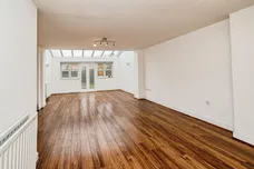 Dariel Close, Slough
