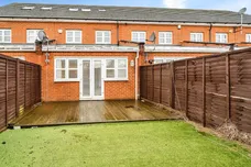 Dariel Close, Slough