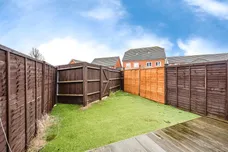 Dariel Close, Slough