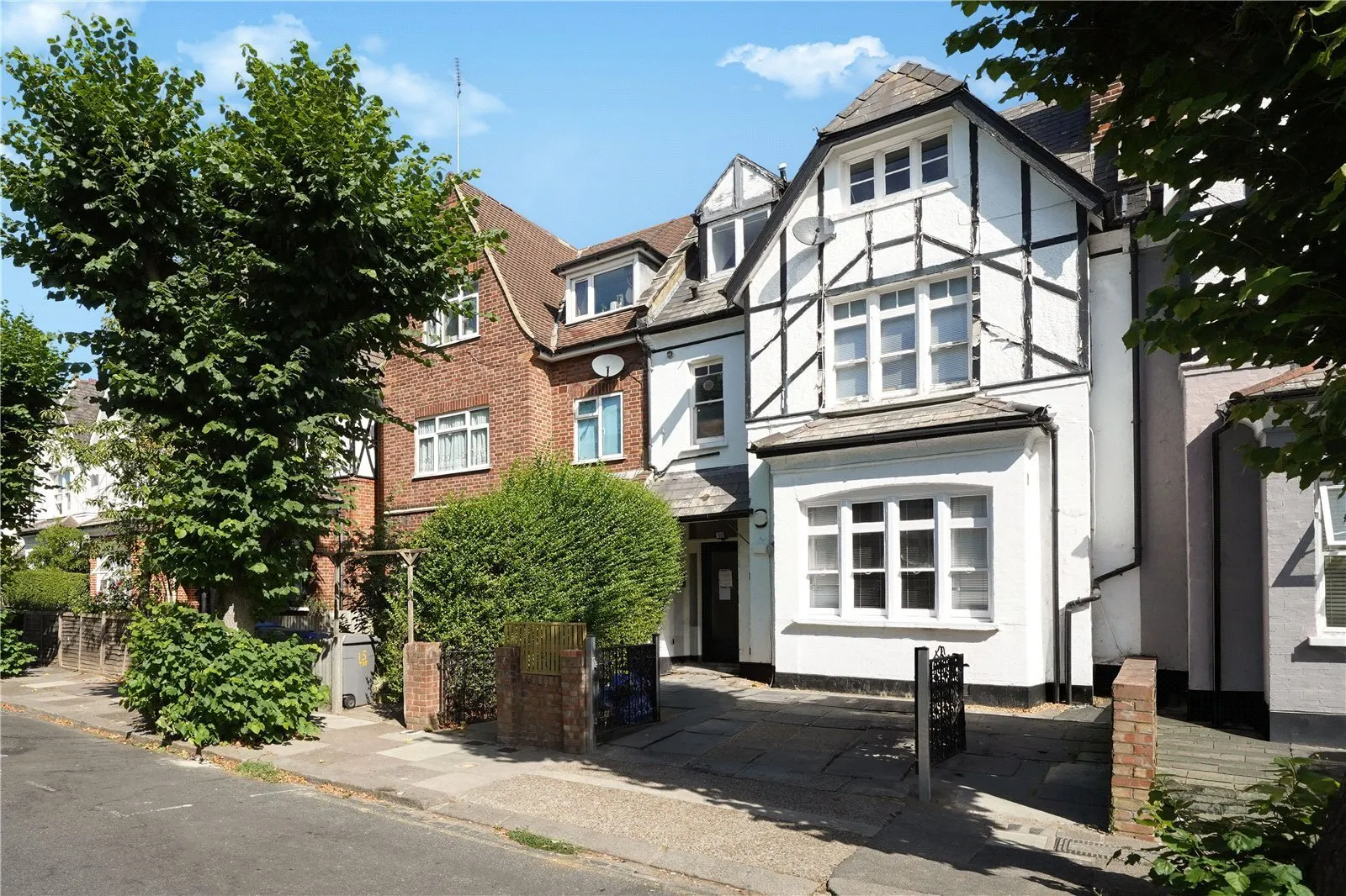 Stanley Gardens, Willesden Green, London, NW2
