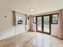 Lewin Close, Oxford thumb 2