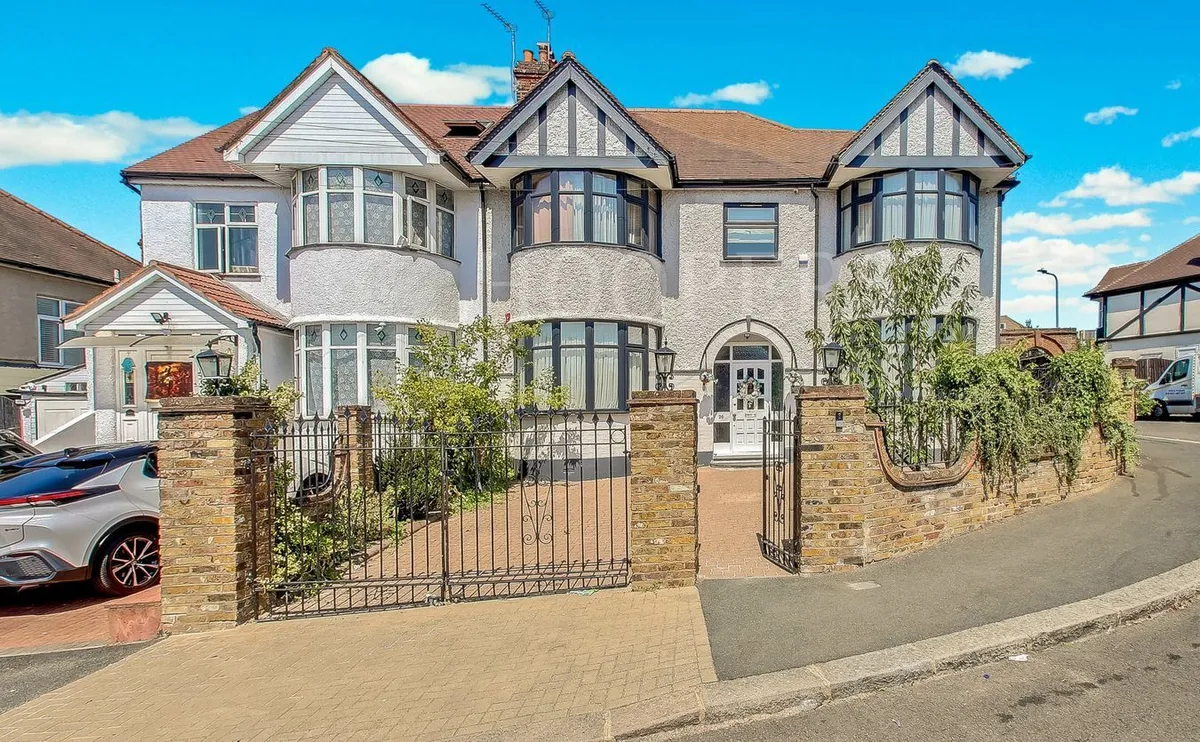 Vincent Gardens, London, NW2