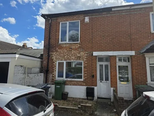 Grantham Road, Eastleighphoto