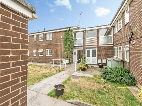 Bridge Close, Horbury, WAKEFIELDphoto