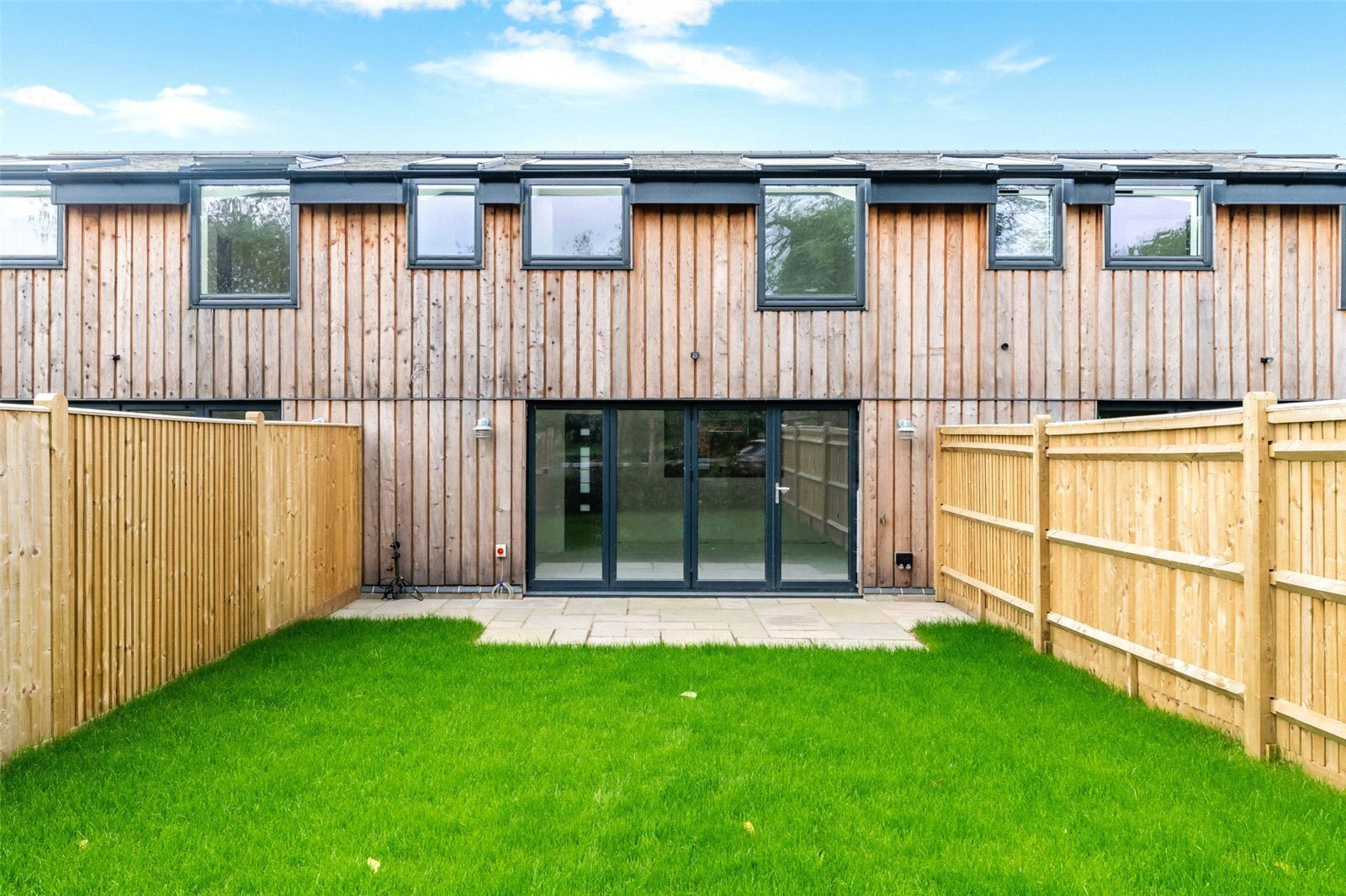 Pilgrims Yard, Tilburstow Hill, Godstone, RH9 Image 10