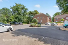 Evelyn Way, WALLINGTON