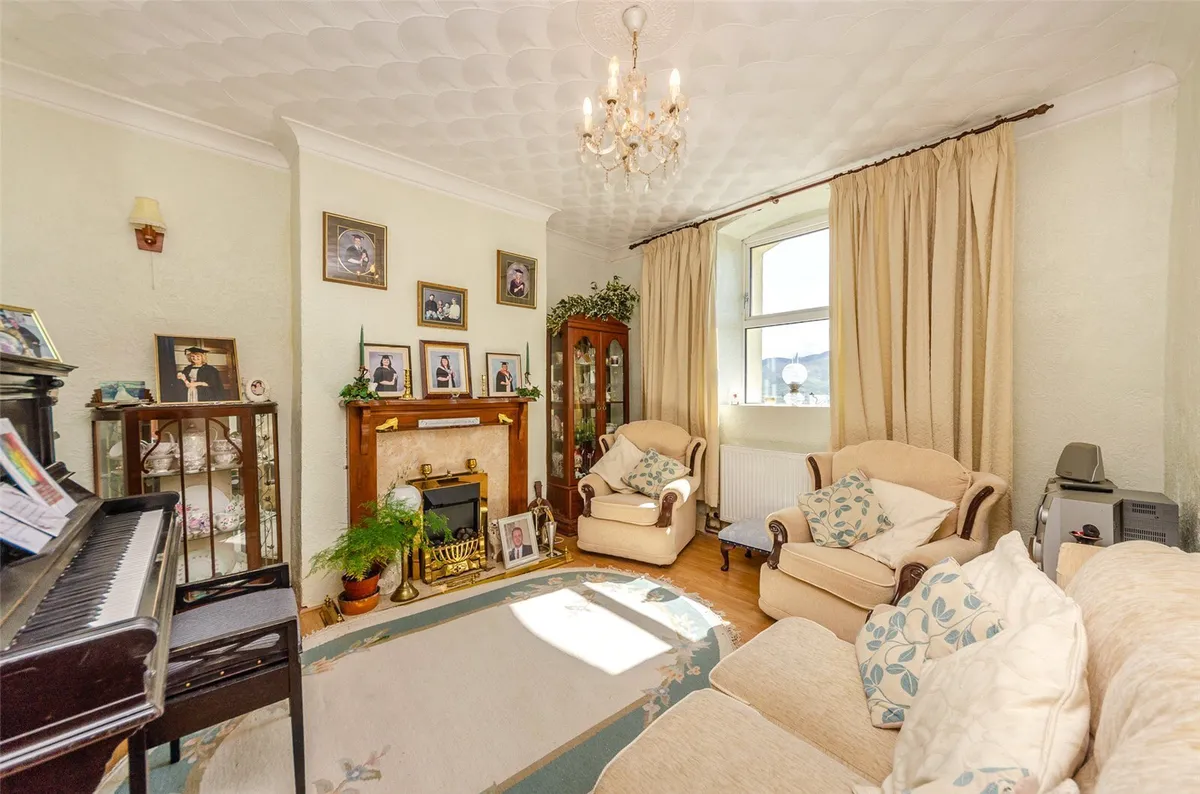 Fachwen, Caernarfon, Gwynedd, LL55