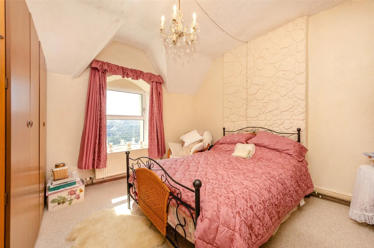 Fachwen, Caernarfon, Gwynedd, LL55