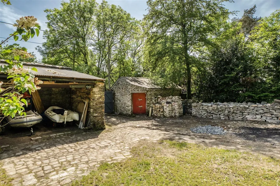 Property Image 29