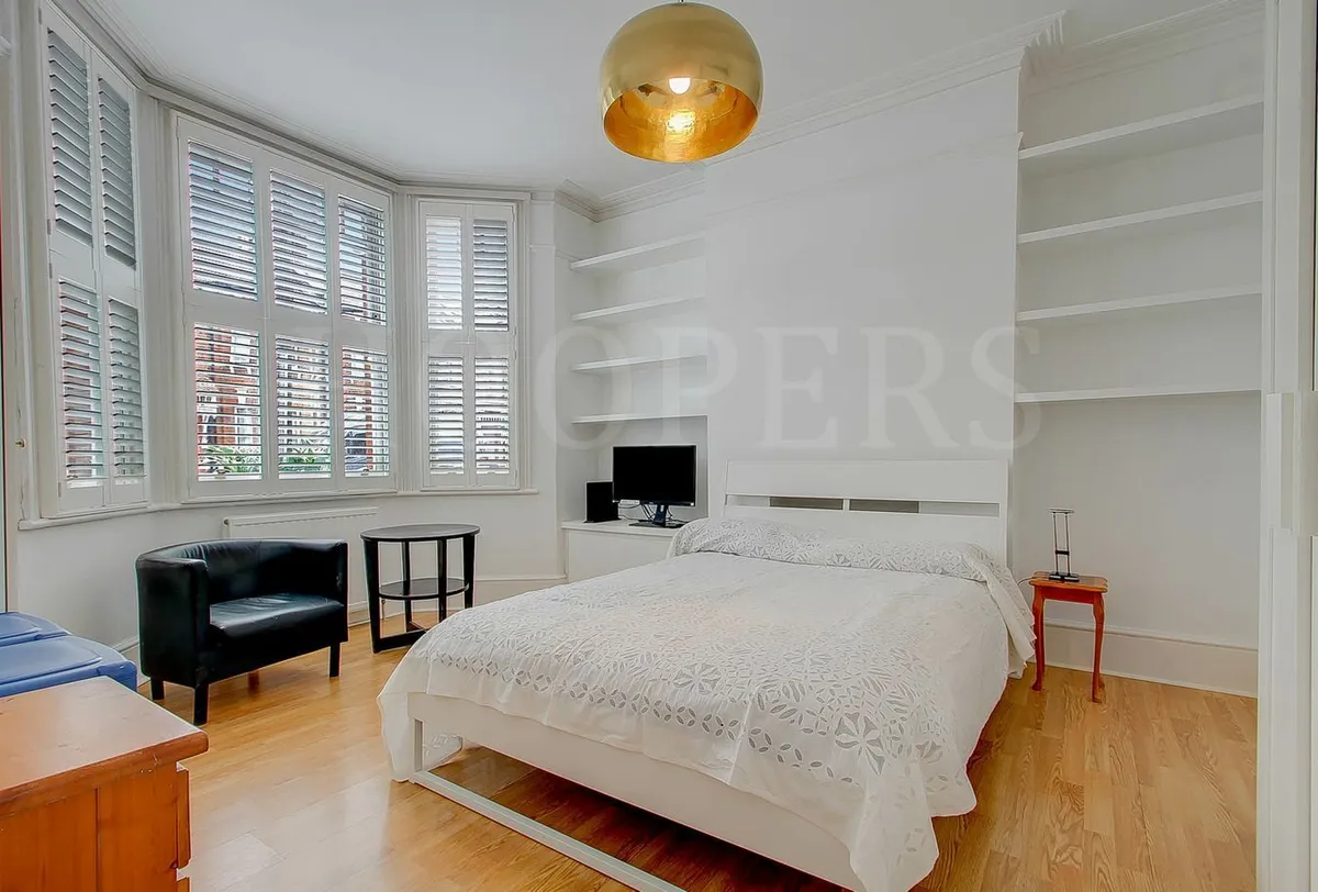Newton Road, London, NW2