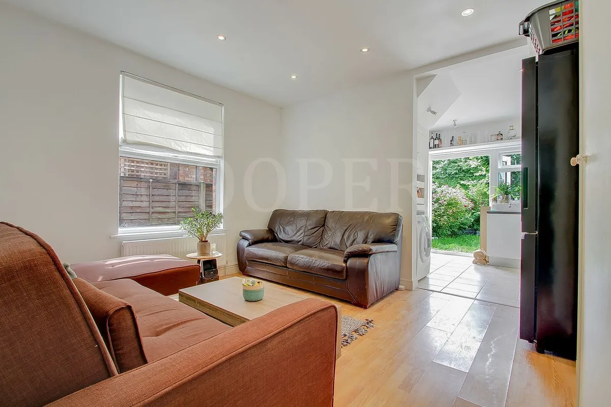 Newton Road, London, NW2