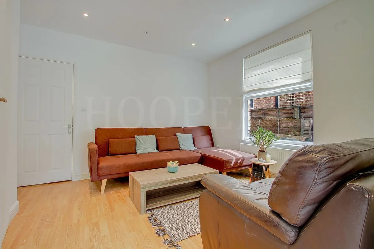 Newton Road, London, NW2