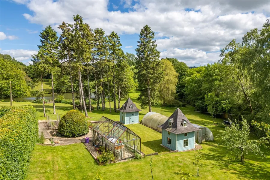 Property Image 12