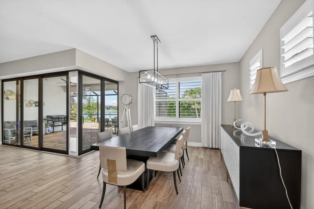 8433 Vaulting Dr, Lake Worth Beach, FL 33467