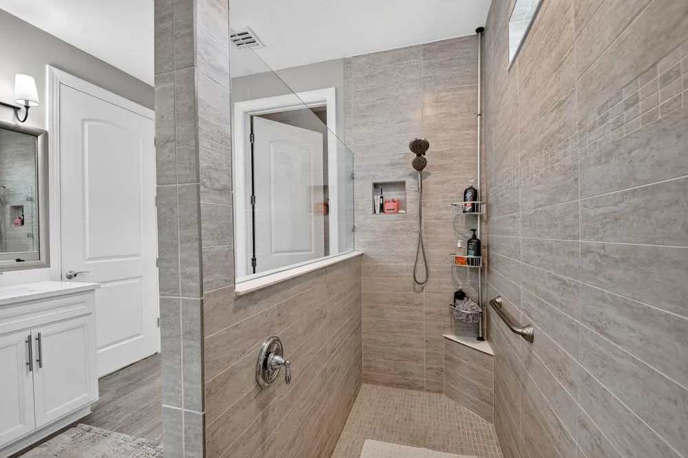 8433 Vaulting Dr, Lake Worth Beach, FL 33467