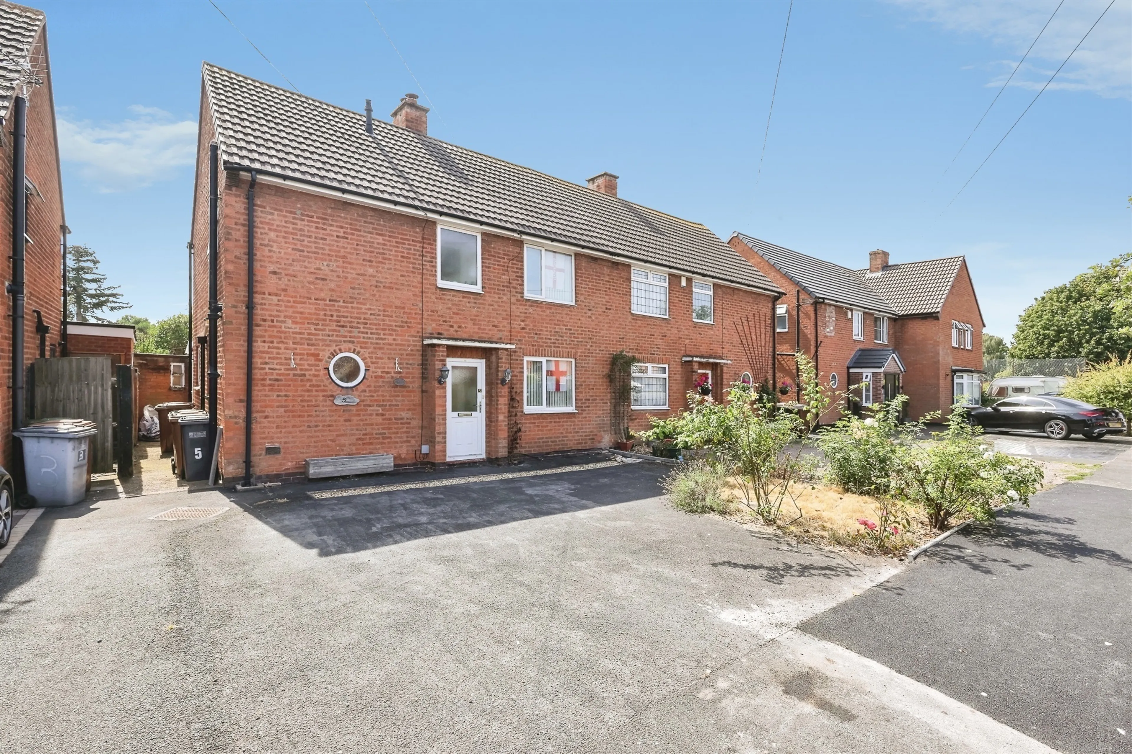 Property photo 0